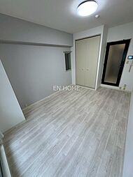 グレース上汐 405 4階1Kのリビング/ダイニング