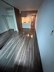 インペリアルスイート南堀江 401 4階2LDKのリビング/ダイニング