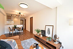 プレジデント城東 3LDKのリビング/ダイニング