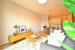 レックス・シティ枚方 4LDKのリビング/ダイニング