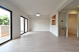 ライオンズマンション北鈴蘭台第二 3LDKのリビング/ダイニング