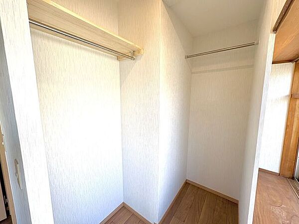収納：ウォークインクローゼット付き♪収納方法は自由自在に活用できます！