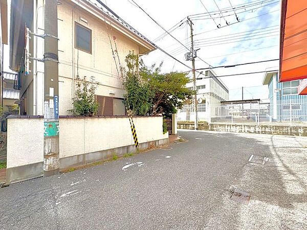 前面道路含む現地写真