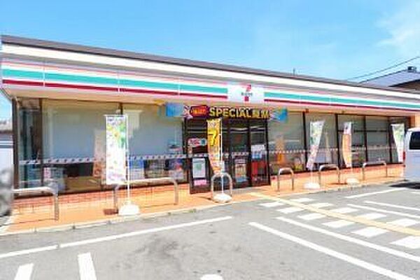 セブンイレブン_東大阪森河内店 50m