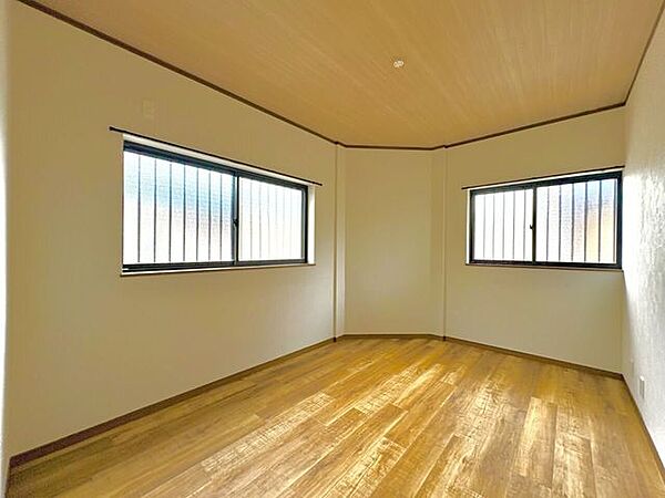 ・洋室約5.5帖