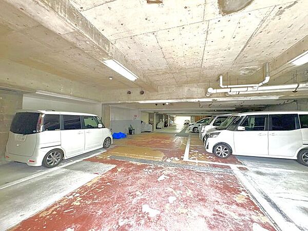 ・駐車場：空車情報につきましてはお問合せください！