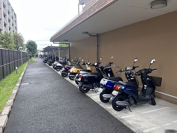 ・バイク置き場