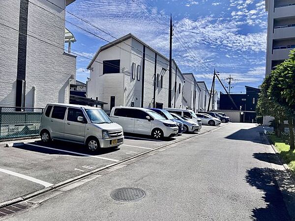・駐車場