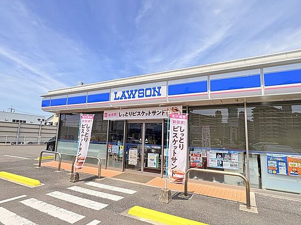 ローソン 宮崎芳士店 680m