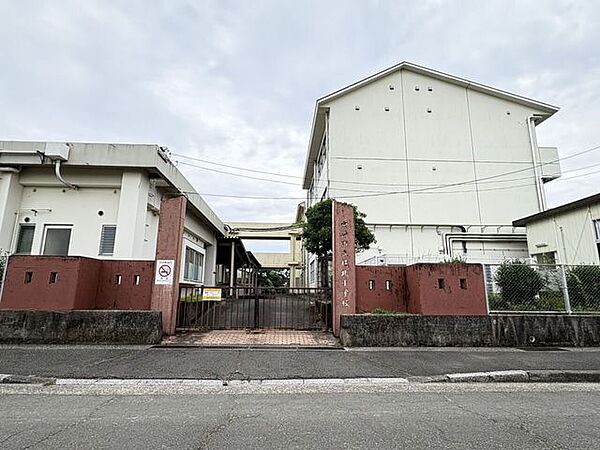 檍北小学校 650m