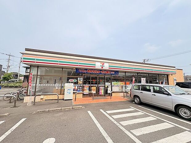セブンイレブン 宮崎南花ヶ島町 760m