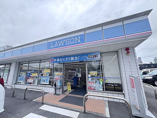 ローソン　宮崎江平中町店 940m