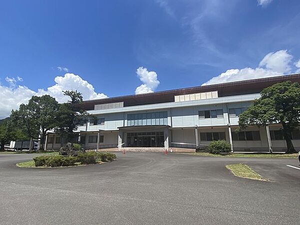 北郷体育館（さくらアリーナ） 800m