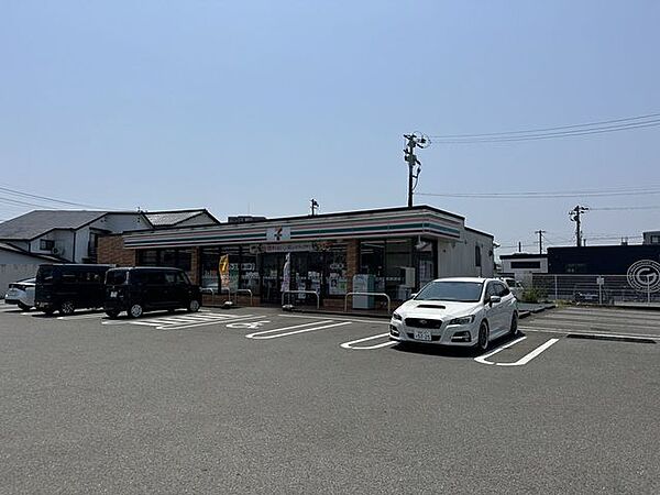 セブンイレブン　大塚宮田店 1000m