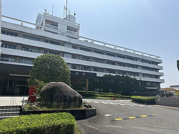 宮崎市役所 1270m