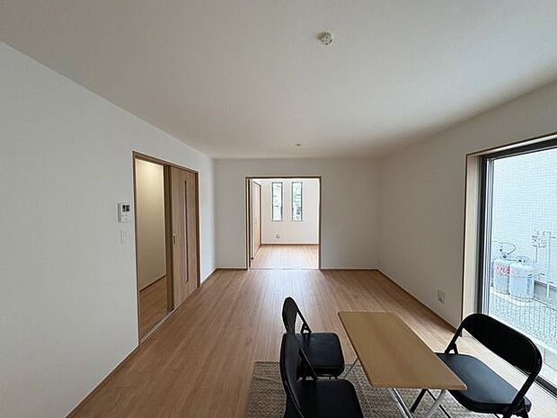 【同型写真】※色は異なる場合がございます。