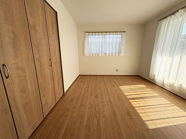 【同型写真】※色は異なる場合がございます。