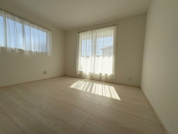 【同型写真】※色は異なる場合がございます。