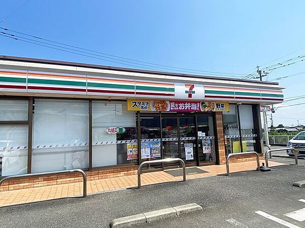 セブンイレブン 田野中ノ原店 840m