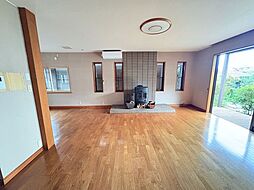 佐土原町下田島　中古戸建 4LDKのリビング/ダイニング