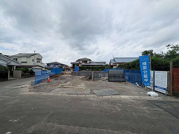 前面道路含む現地写真