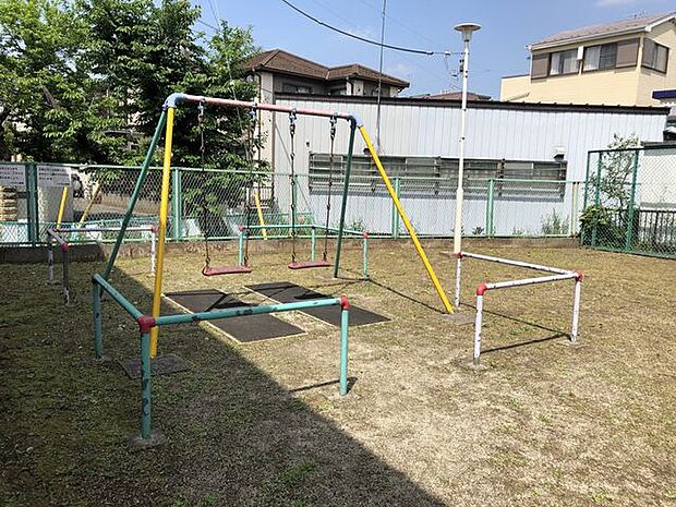 安行慈林堂下公園 70m