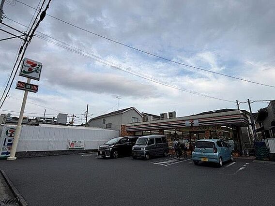 セブンイレブン...