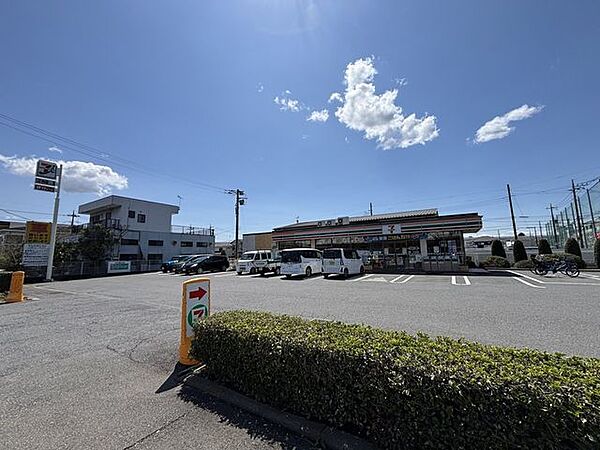 セブンイレブン 川口安行出羽店 530m