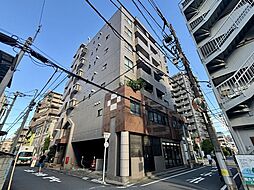 イーストコート