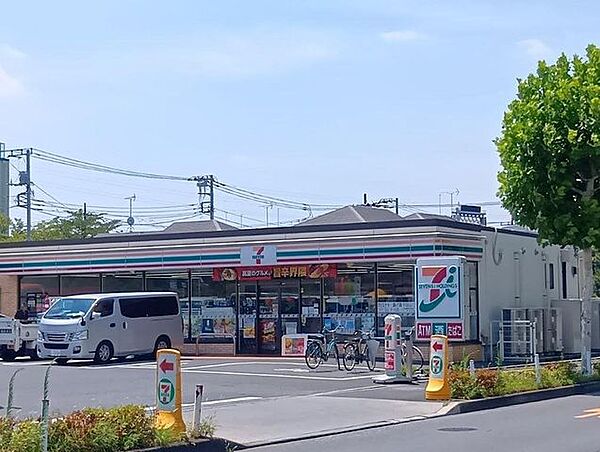 セブンイレブン足立入谷3丁目店 230m