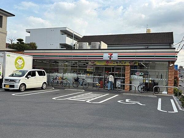 セブンイレブン 川口上青木1丁目店 200m
