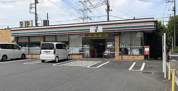 セブン-イレブン 川口安行慈林北店 350m