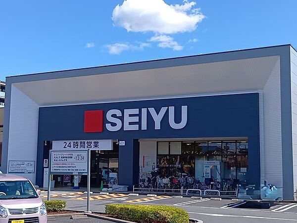 西友川口赤山店 500m