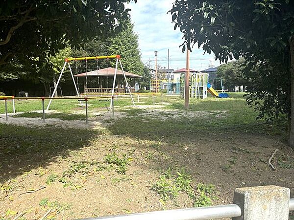 谷中公園 250m