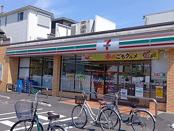 セブンイレブン川口前川4丁目店 130m