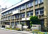 周辺：川口市立飯仲小学校 910m