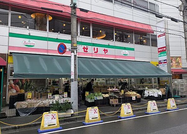 肉のハナマサ 川口店 370m