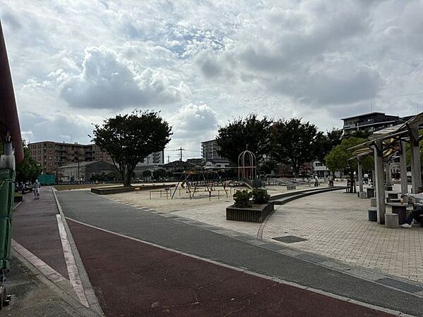 朝日中央公園 460m