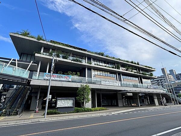 川口市役所 390m