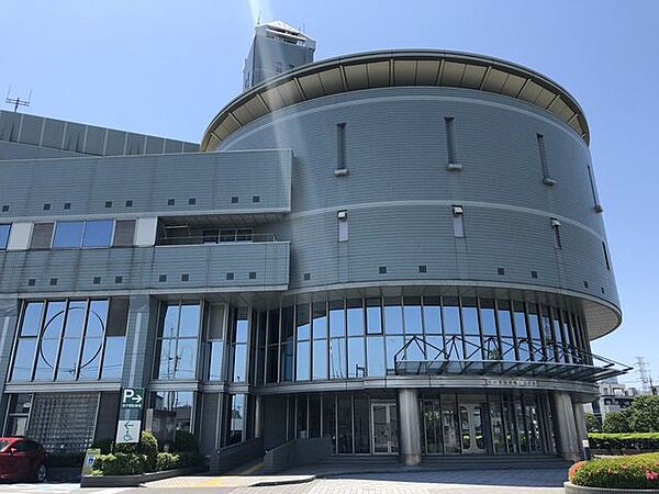 川口市役所 鳩ヶ谷支所 530m