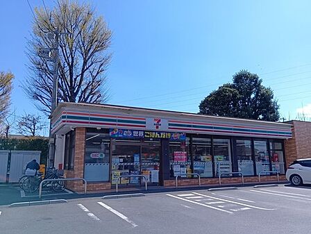 セブンイレブン川口赤山店 320m