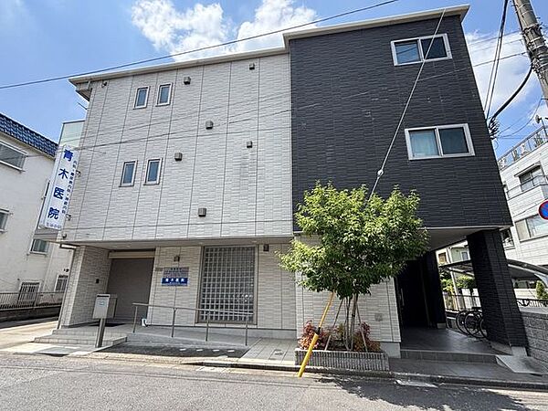 青木医院 220m