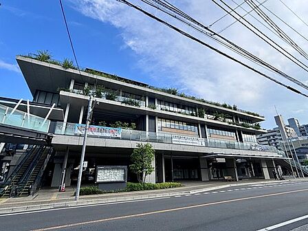 川口市役所 290m