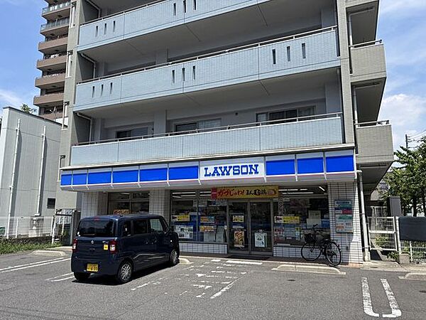 ローソン 川口栄町一丁目店 140m