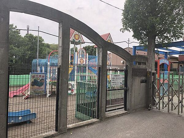 東光学園安行東光幼稚園 435m