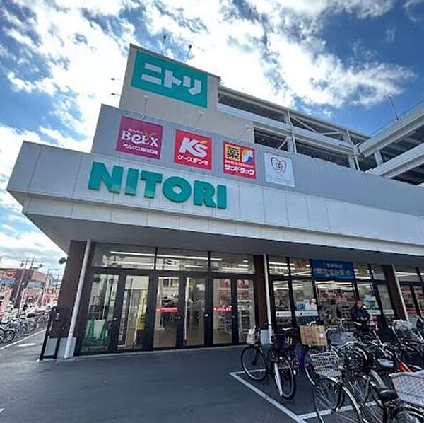スーパーベルクス 西川口店 670m