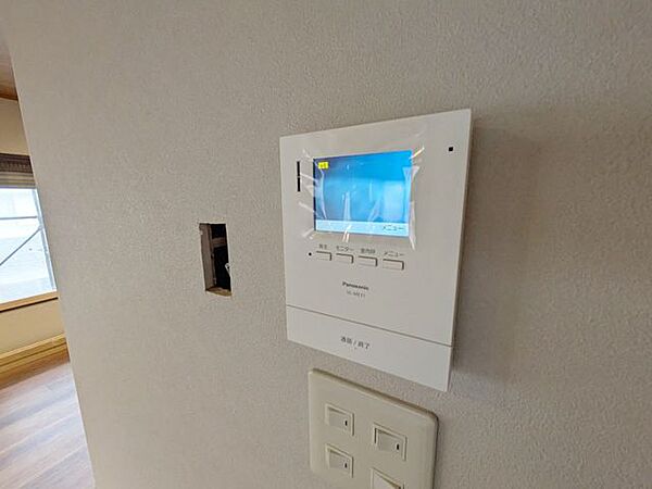 カラーモニター付きインターホン