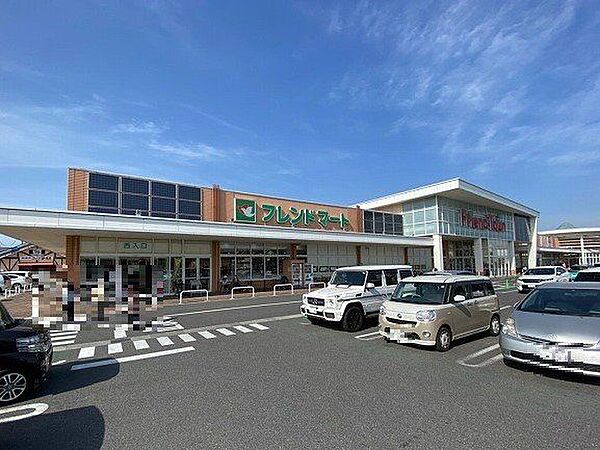 徒歩12分。フレンドマート瀬田川店 960m