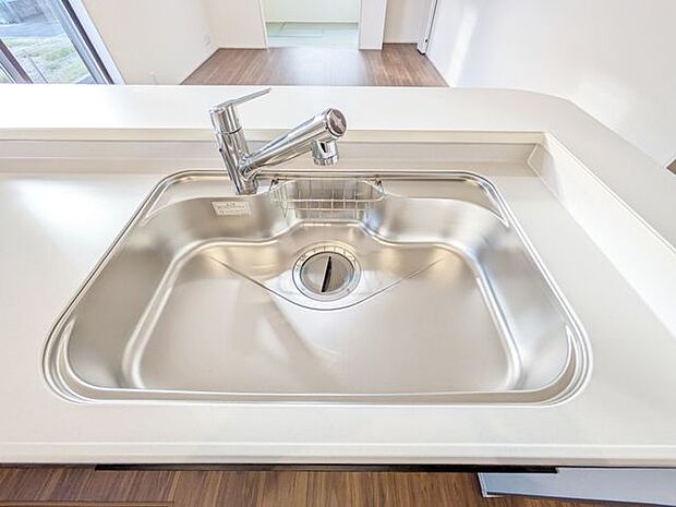 ワイドシンクなので家族が増えても洗い物楽々です