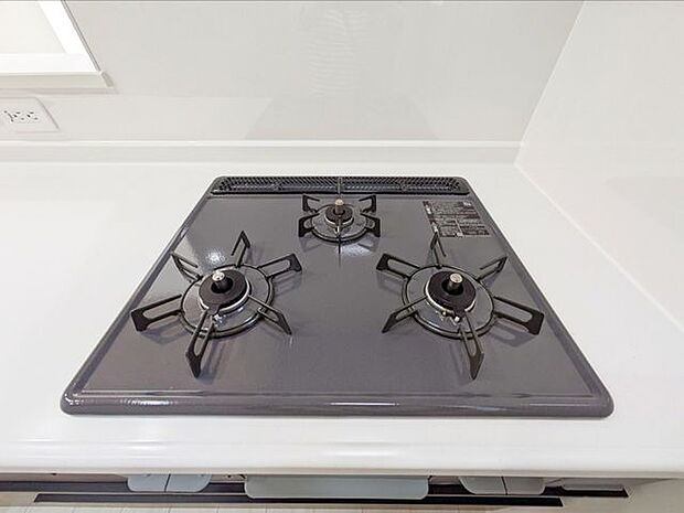 ビルトインコンロでお手入れラクラク。吹きこぼれのお掃除もらくらくです。